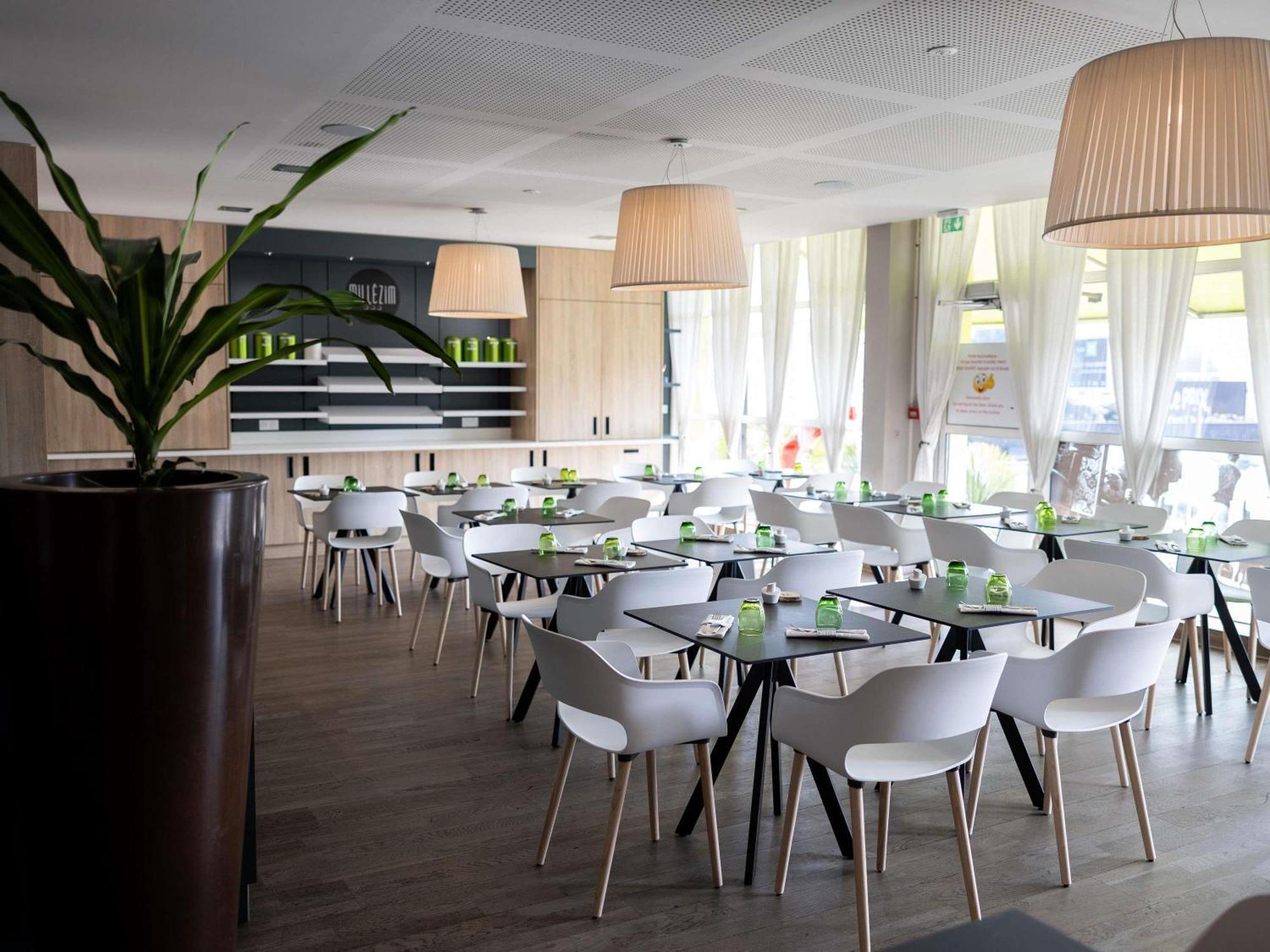 Ibis Styles Chalon Sur Saone Hotel Екстериор снимка